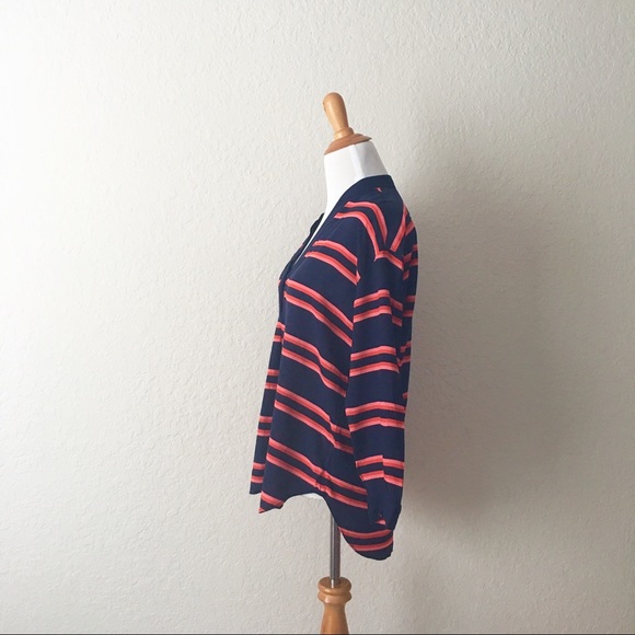 Gap top 3/4 Sleeves size XS preowned - Picture 2 of 5